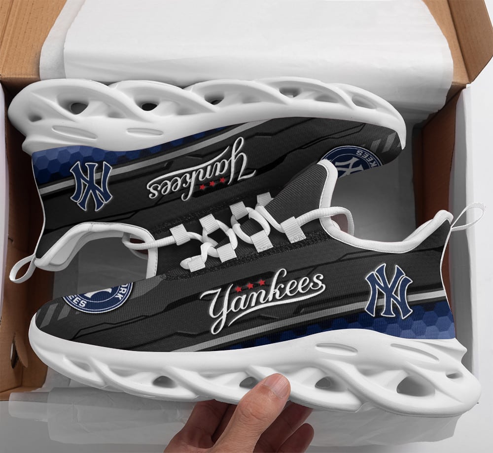 New York Yankees Personalized Yezy Running Sneakers SPD674