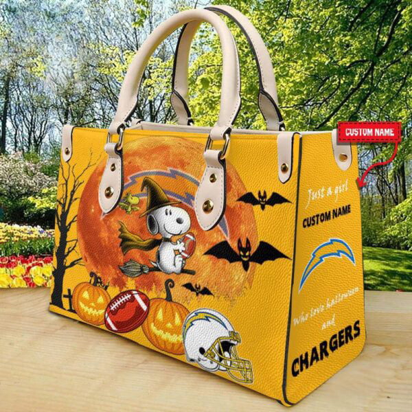 Los Angeles Chargers Halloween Leather Hand Bag Limited Edition AZDDLHB000050