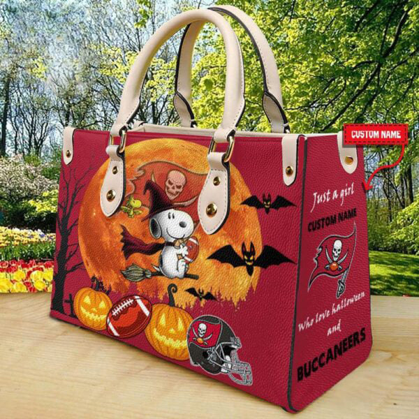 Tampa Bay Buccaneers Halloween Leather Hand Bag Limited Edition AZDDLHB000062