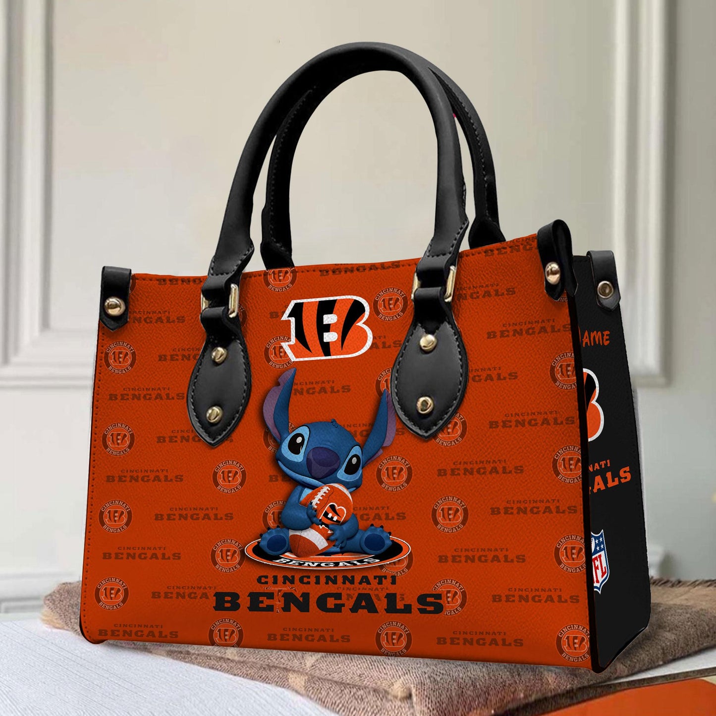 Cincinnati Bengals Personalized Leather Hand Bag BB367