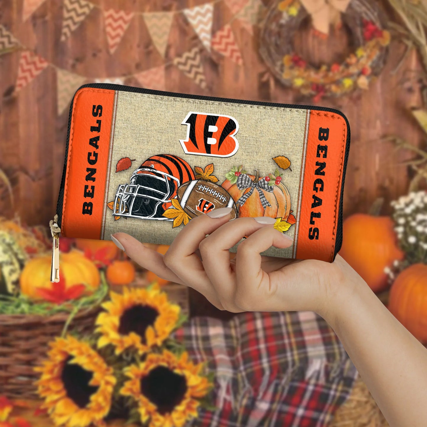 Cleveland Browns Women Zip Around Wallet Perfect Gift AZBTWWL000024