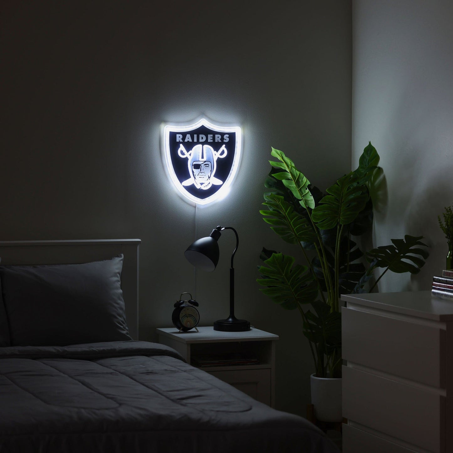 Las Vegas Raiders LED Neon Light Up Team Logo Sign