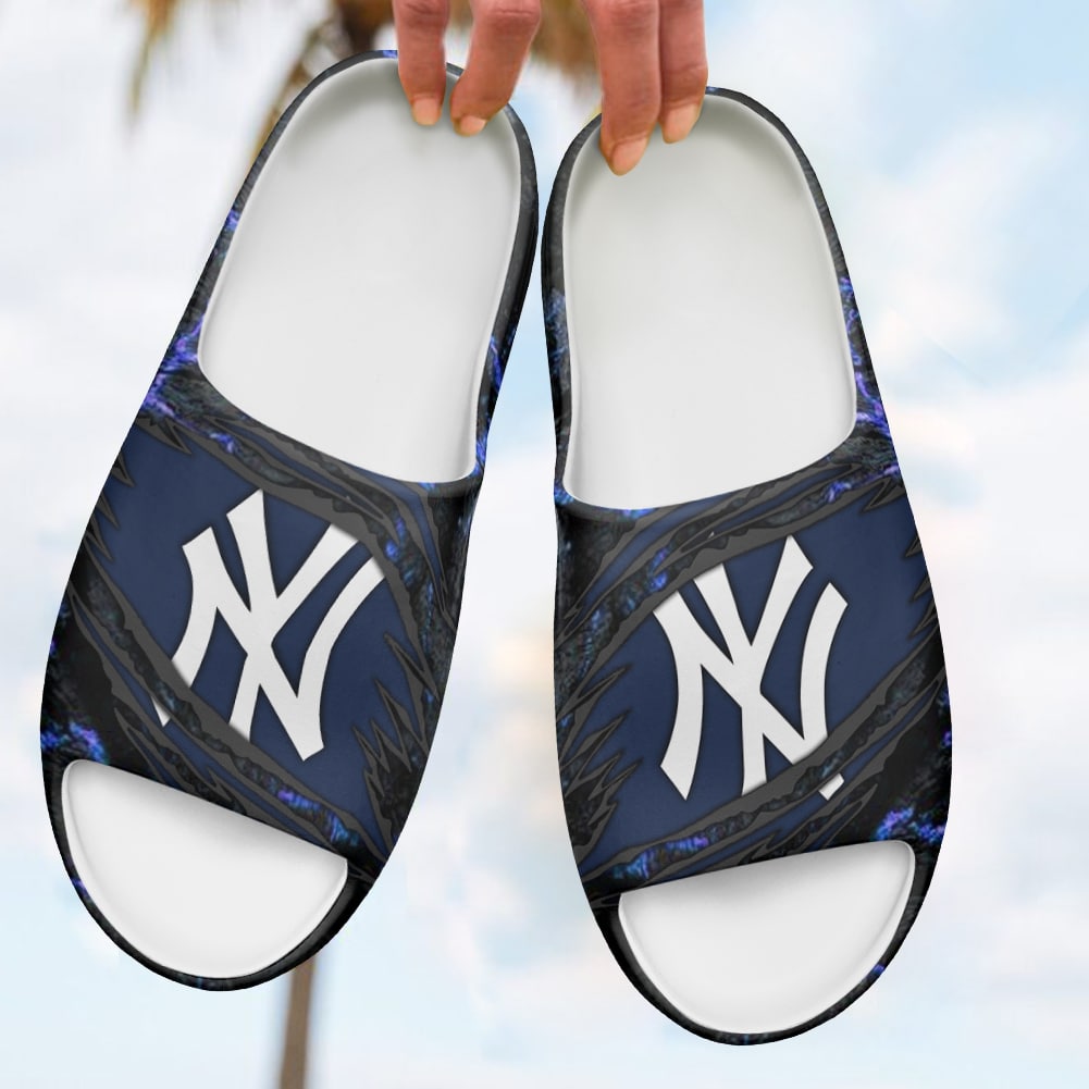 New York Yankees Yeezy Slippers Shoes SPT022