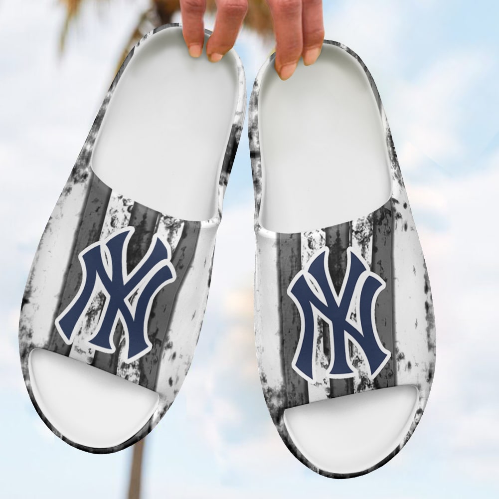 New York Yankees Yeezy Slippers Shoes SPT067