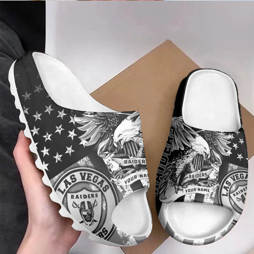 Las Vegas Raiders Personalized Yeezy Slippers Shoes SPT076