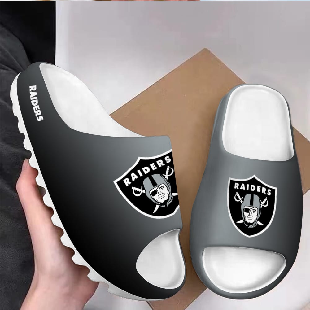Las Vegas Raiders Yeezy Slippers Shoes SPT084