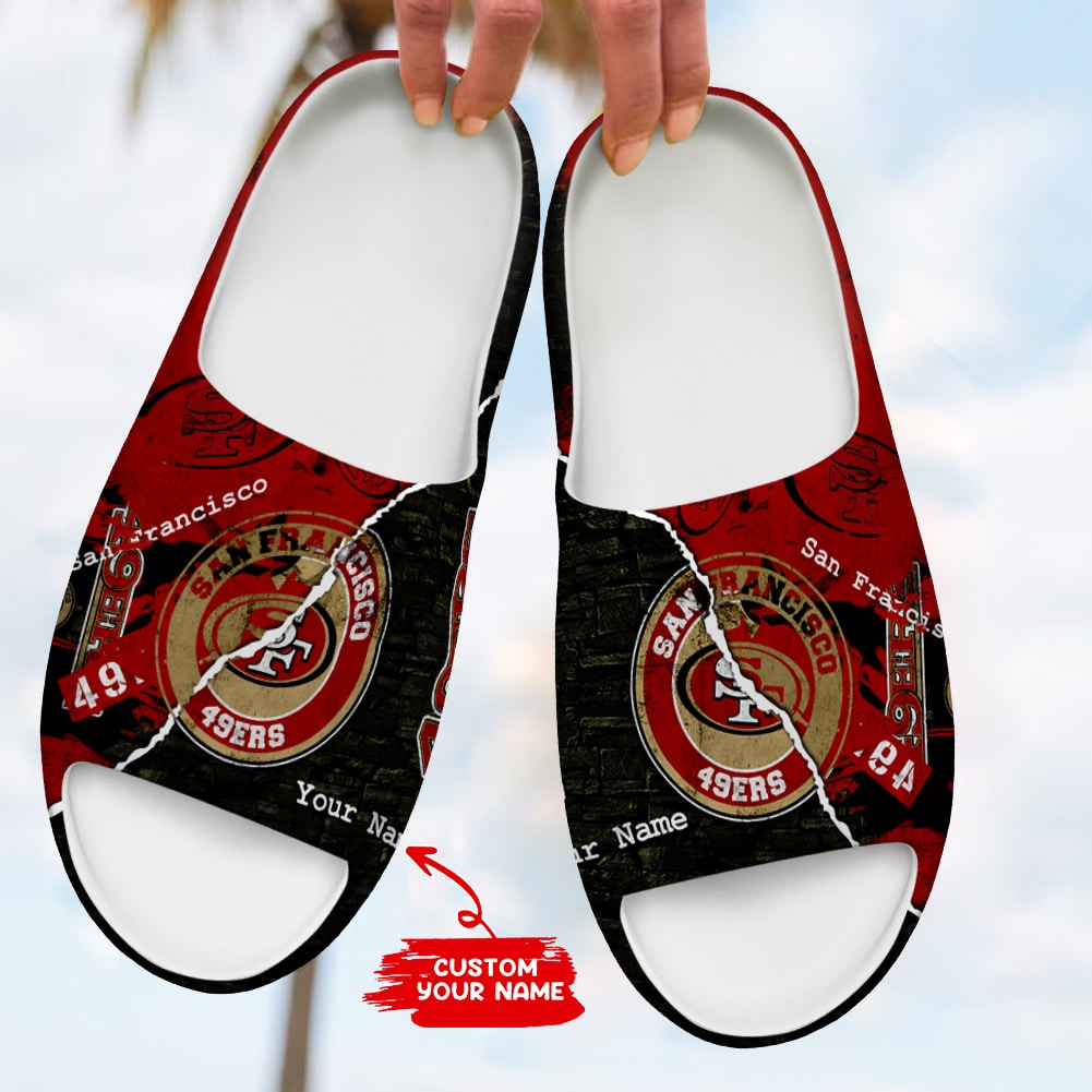 San Francisco 49ers Personalized Yeezy Slippers Shoes SPT086