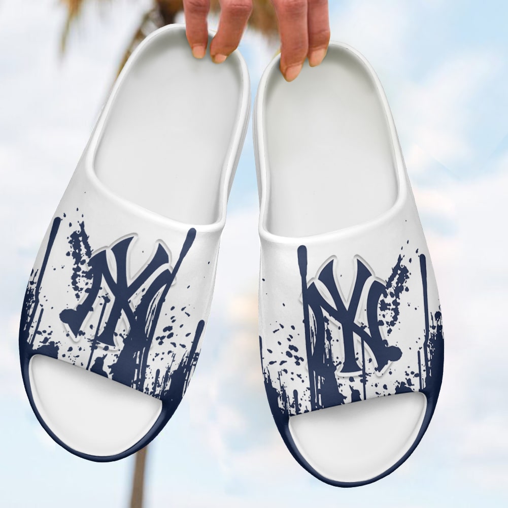 New York Yankees Yeezy Slippers Shoes SPT088