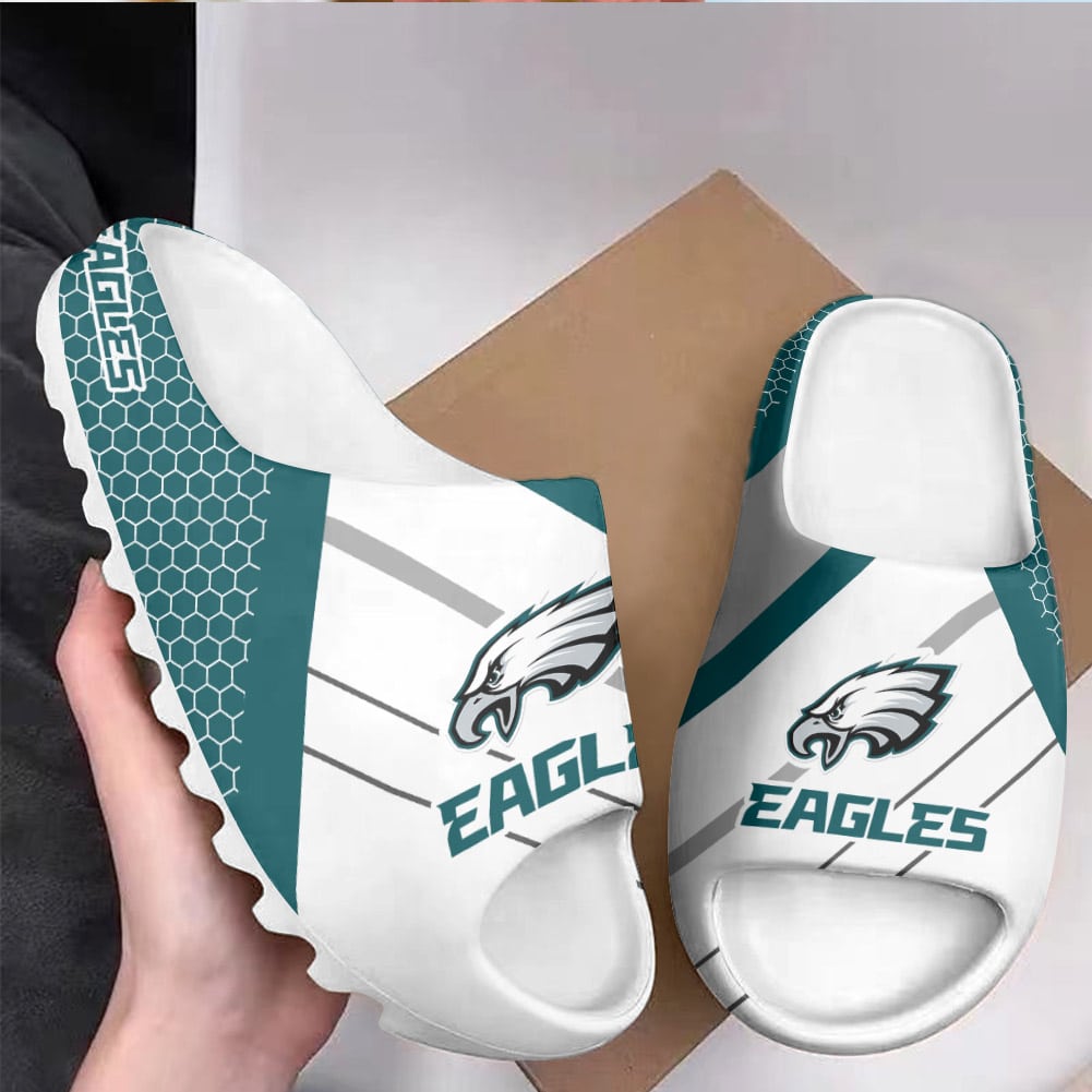 Philadelphia Eagles Yeezy Slippers Shoes SPT096