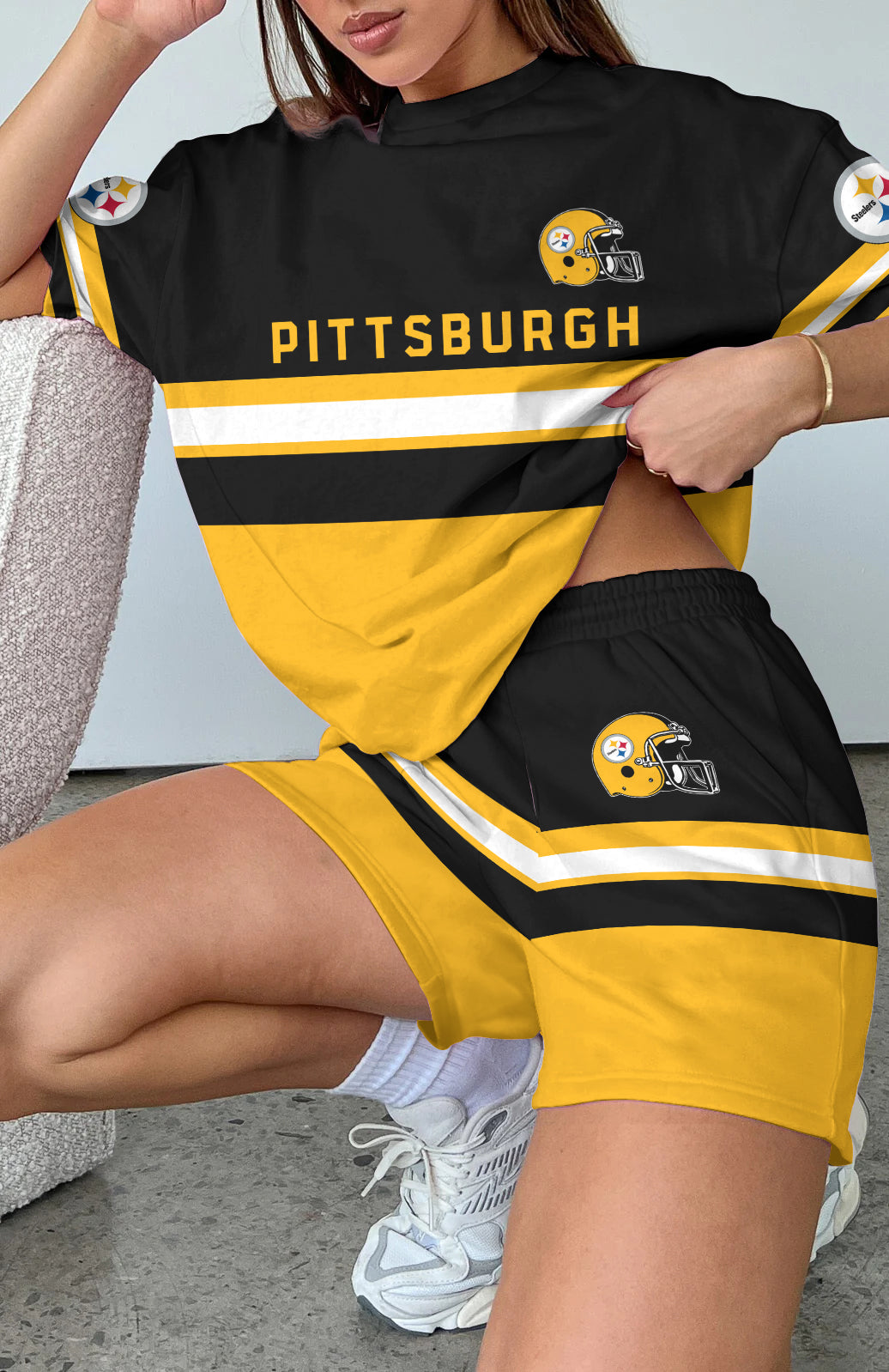 Pittsburgh Steelers Limited Edition Top And Shorts Two-Piece Suits (3)