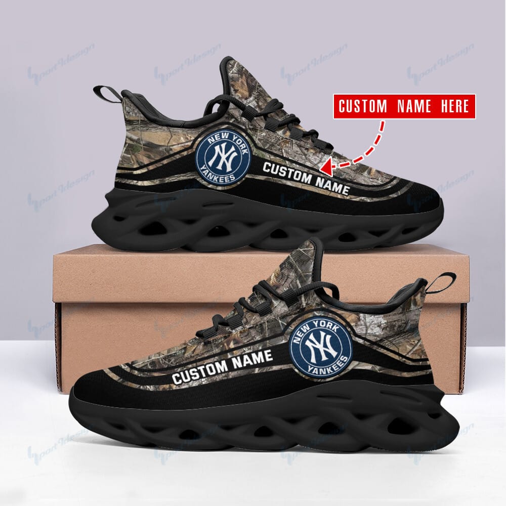 New York Yankees Personalized Yezy Running Sneakers SPD390