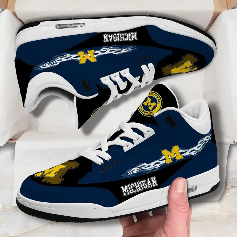 Michigan Wolverines Fire White Genuine Leather JD03 Shoes Men and Women AZBTAJ3000102