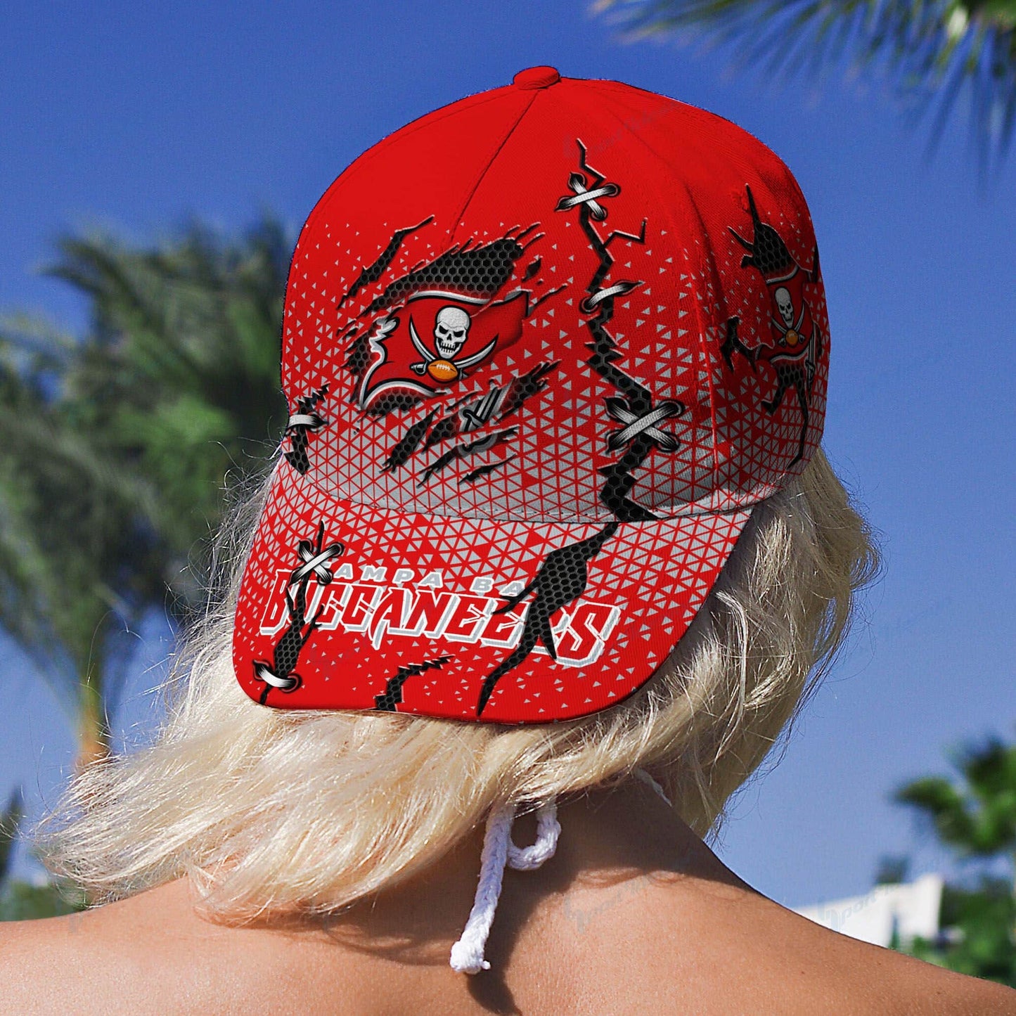 Tampa Bay Buccaneers Classic Cap BG627