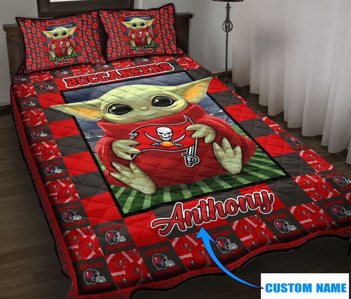 Tampa Bay Buccaneers Personalized Quilt Set BG56