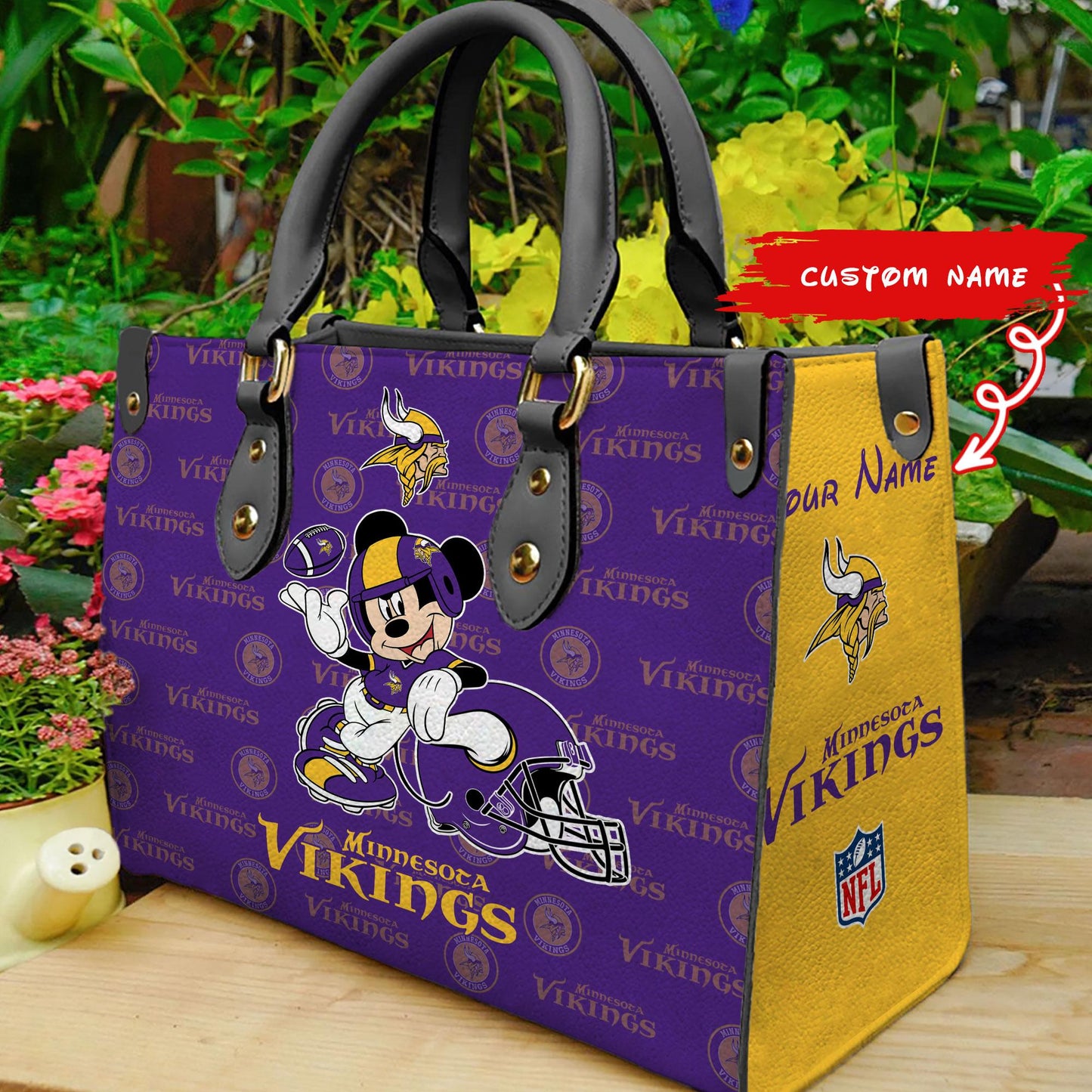 Minnesota Vikings Personalized Leather Hand Bag BB421