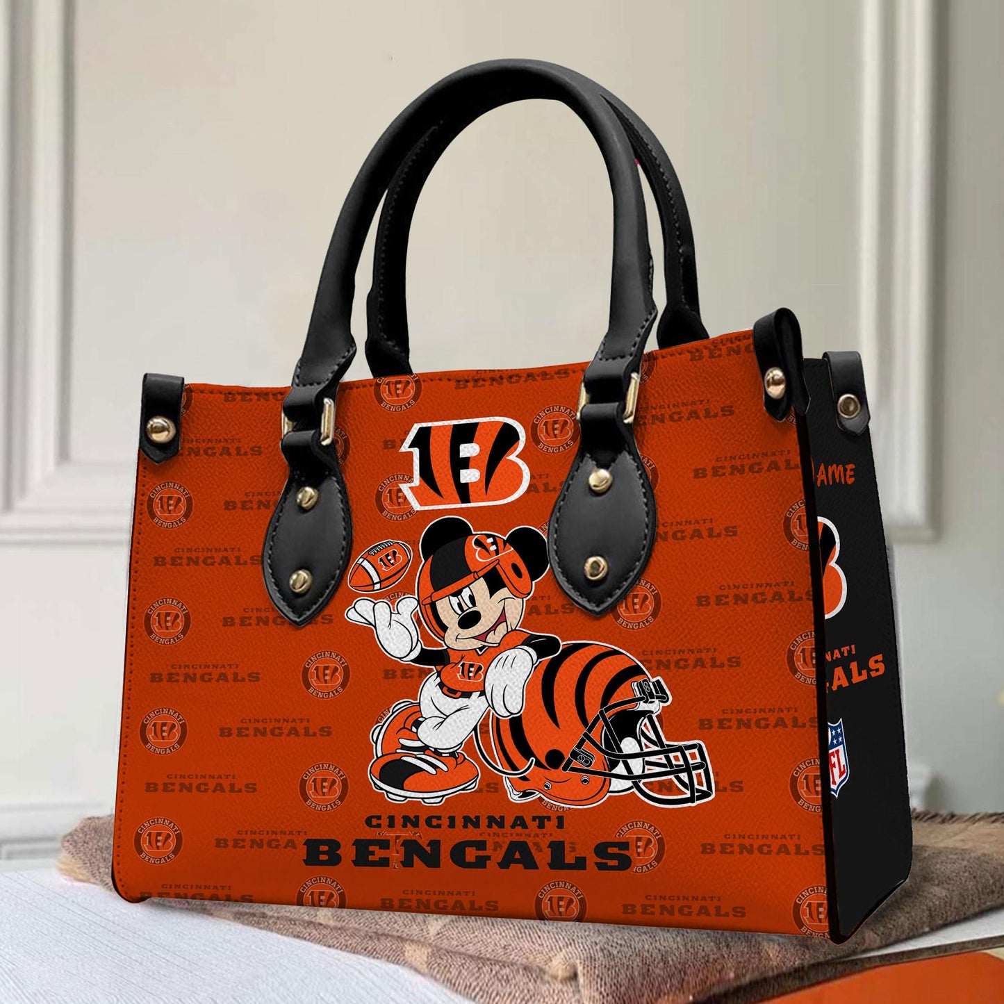 Cincinnati Bengals Personalized Leather Hand Bag BB432