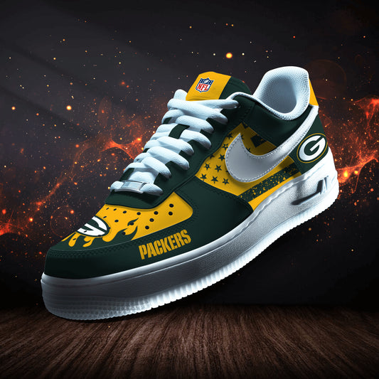 Green Bay Packers Personalized  AF1-1 Logo Pattern Sneakers AZBTAF1000370