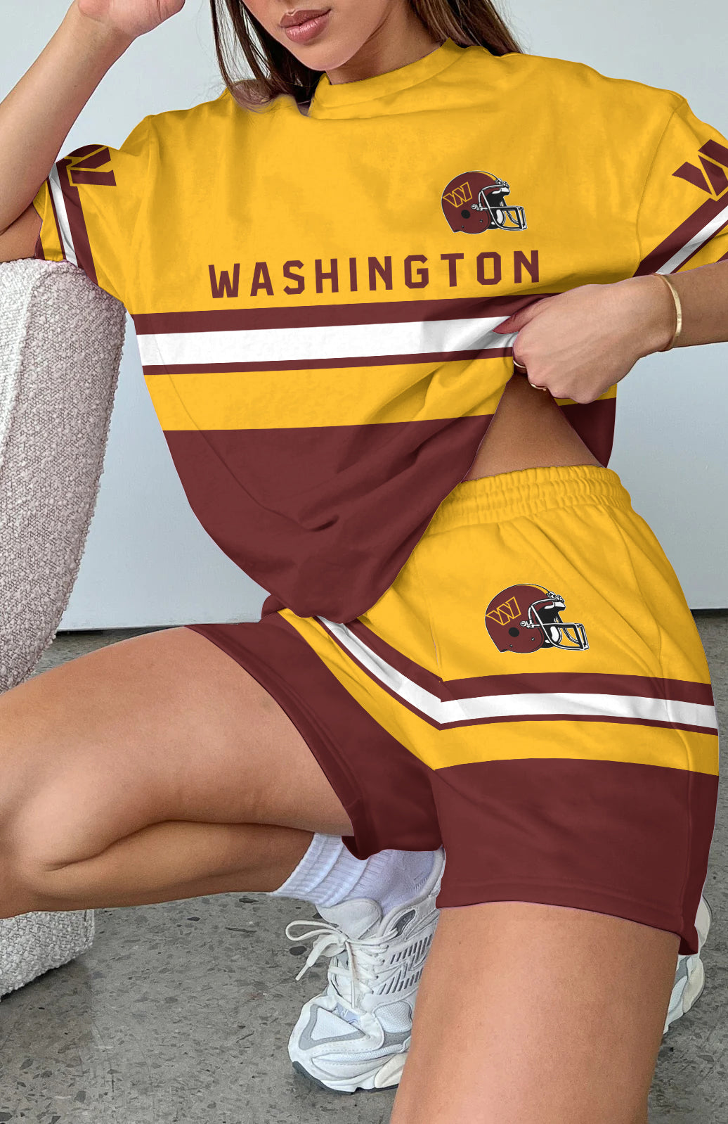 Washington Commanders Limited Edition Top And Shorts Two-Piece Suits (2)