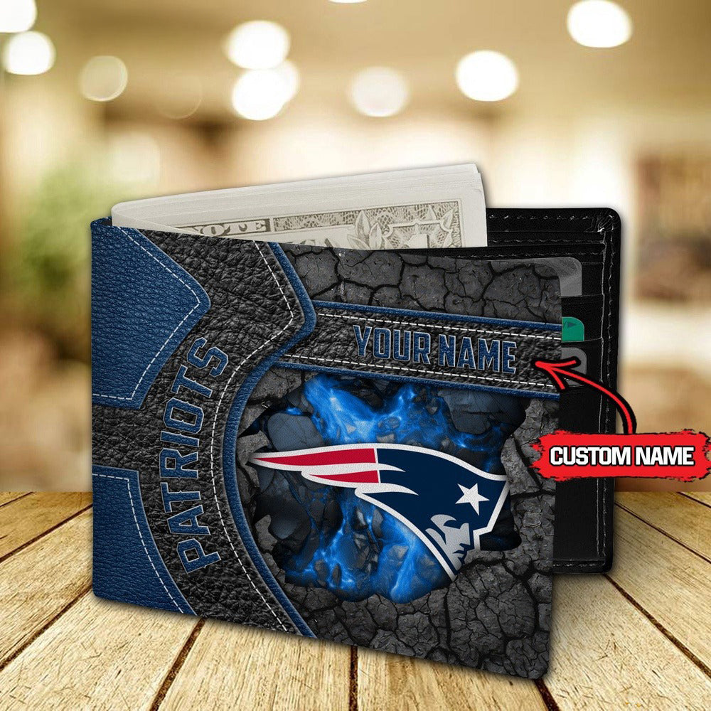 New England Patriots Football Custom Name Men’s Classic Leather Wallet AZHAMW000005