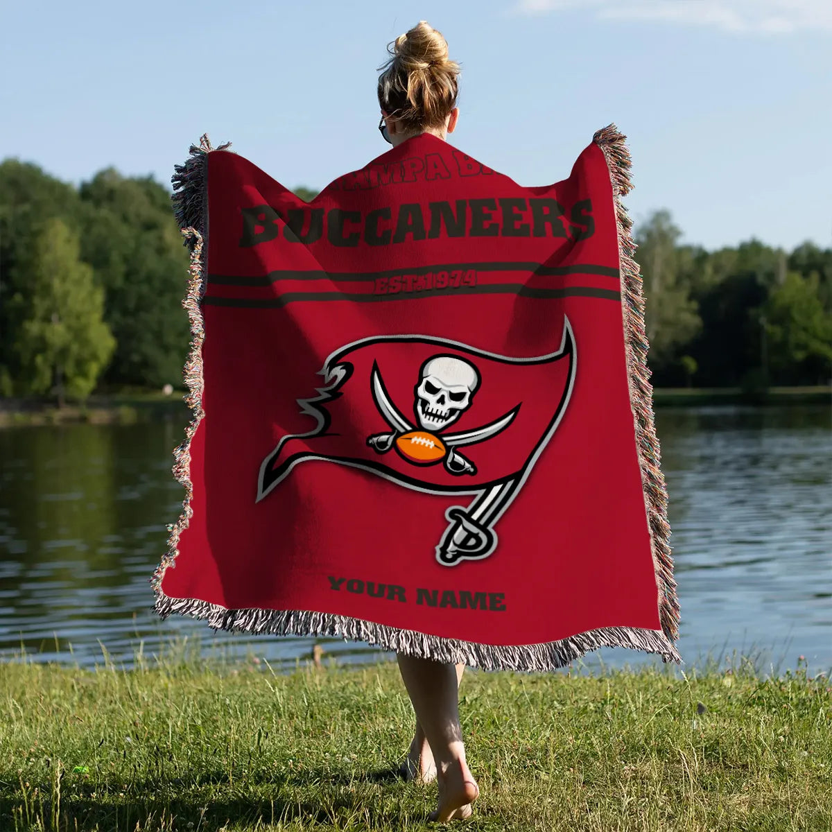 Tampa Bay Buccaneers Premium New Woven Throw Blanket AZHGWVB00015