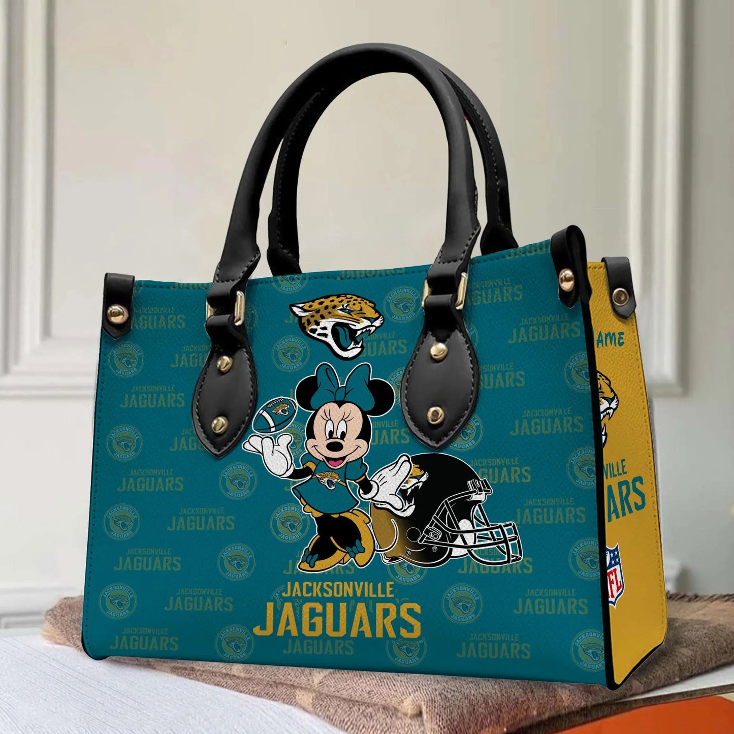 Jacksonville Jaguars Personalized Leather Hand Bag BB392