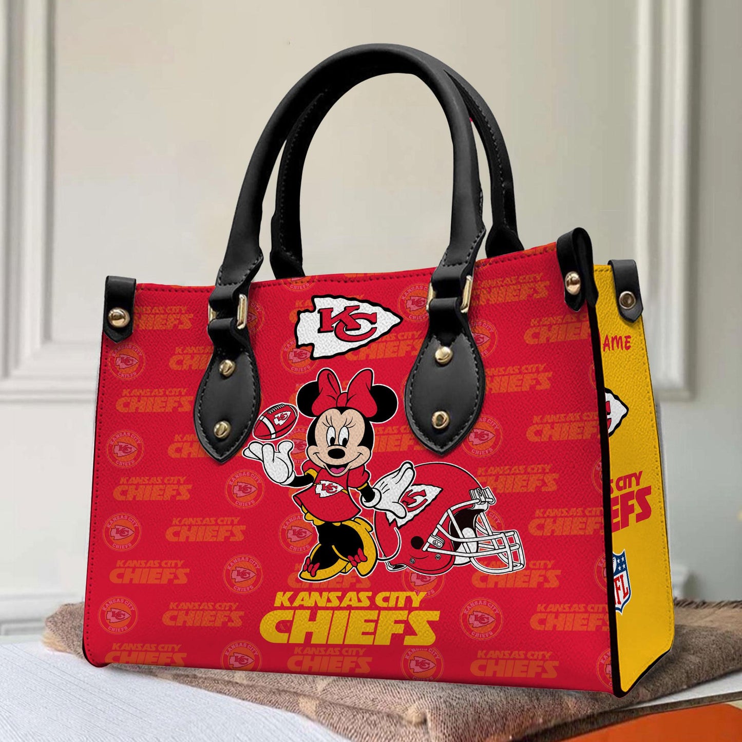 Kansas City Chiefs Personalized Leather Hand Bag BB391