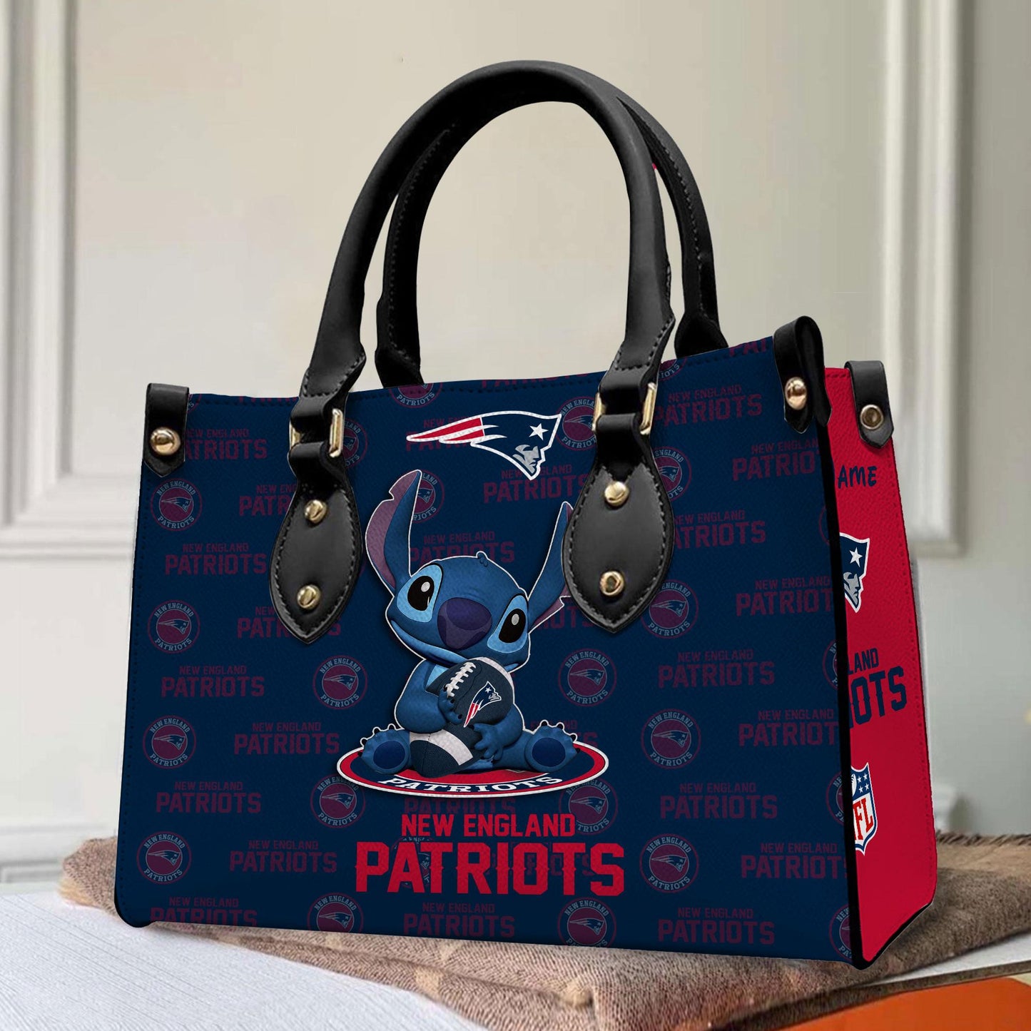 New England Patriots Personalized Leather Hand Bag BB355