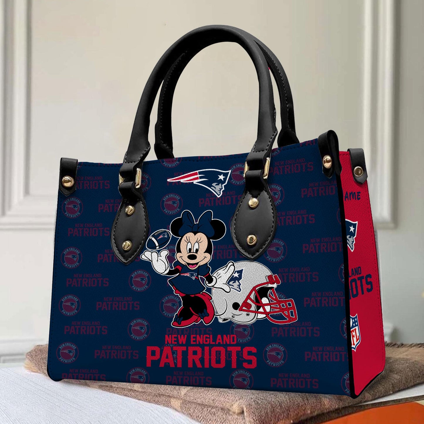 New England Patriots Personalized Leather Hand Bag BB388