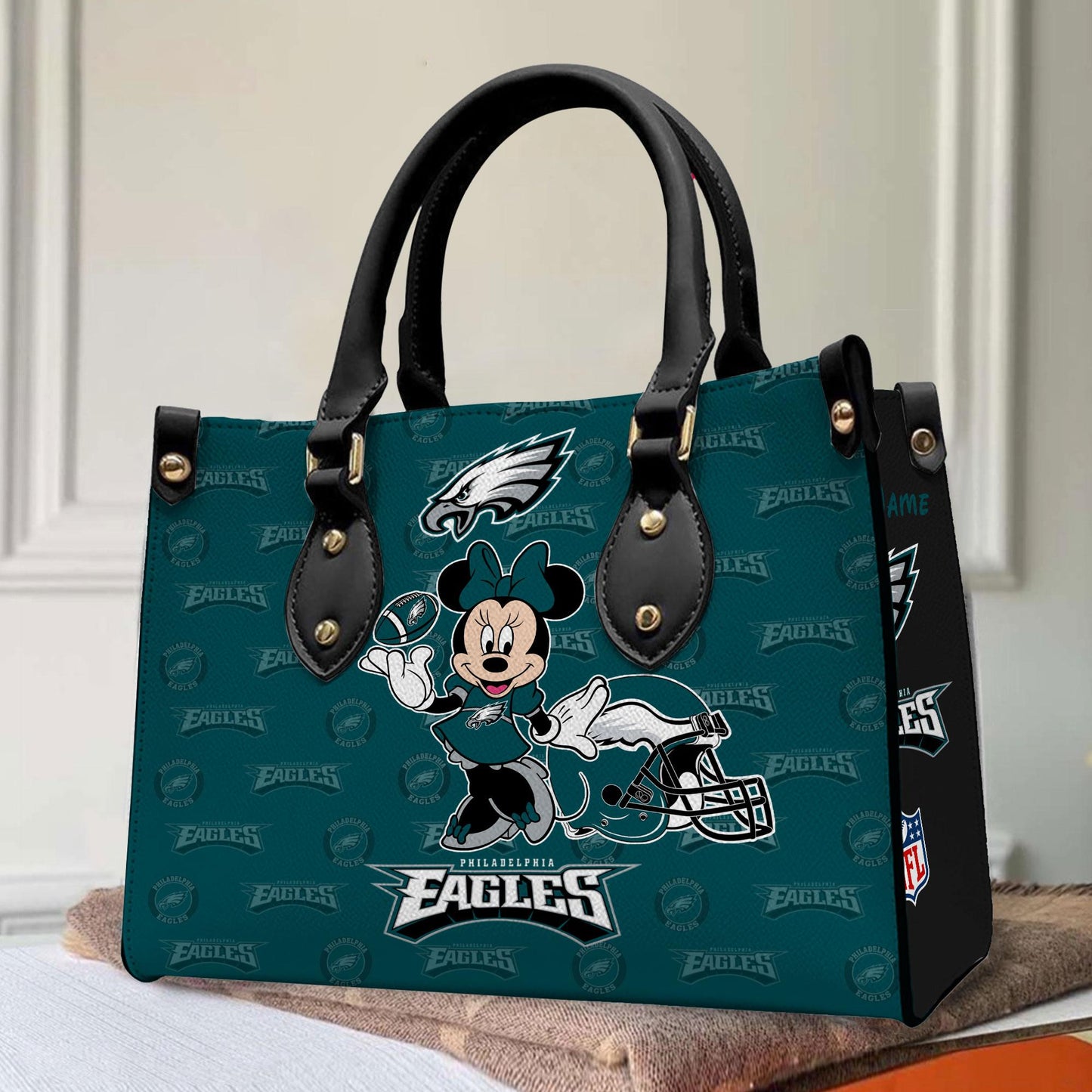 Philadelphia Eagles Personalized Leather Hand Bag BB385