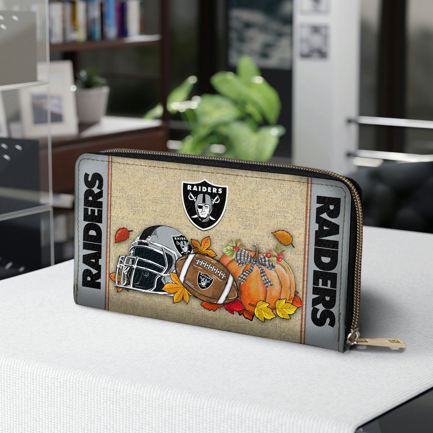 Las Vegas Raiders Women Zip Around Wallet Perfect Gift AZBTWWL000008