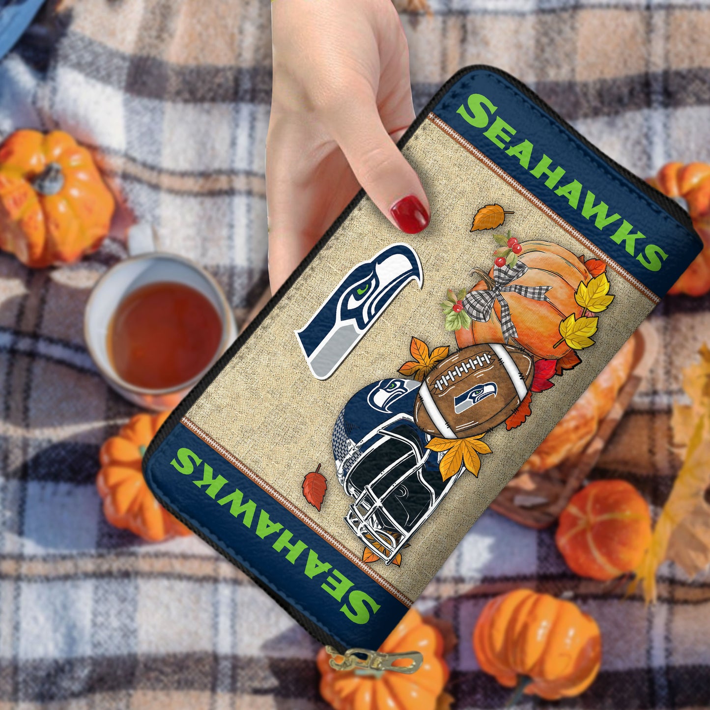 Seattle Seahawks Women Zip Around Wallet Perfect Gift AZBTWWL000014