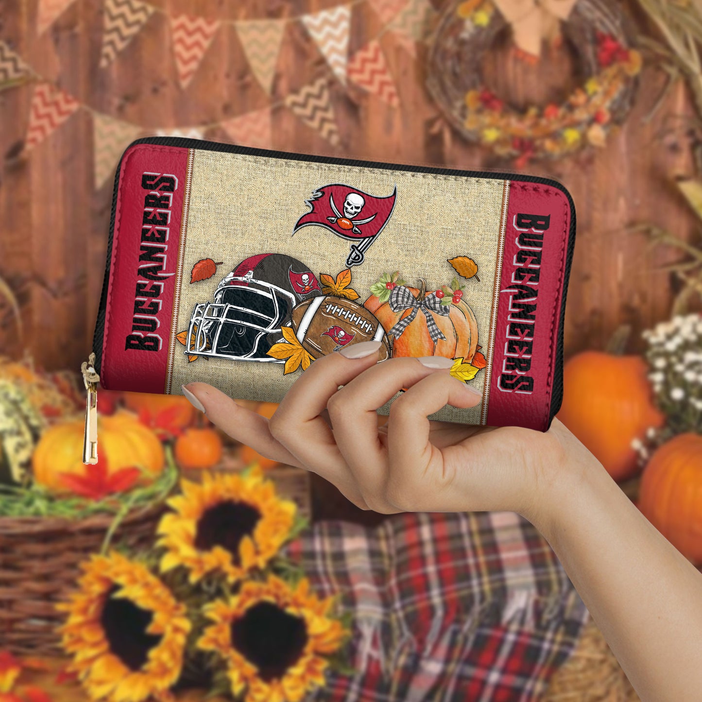 Tampa Bay Buccaneers Women Zip Around Wallet Perfect Gift AZBTWWL000015