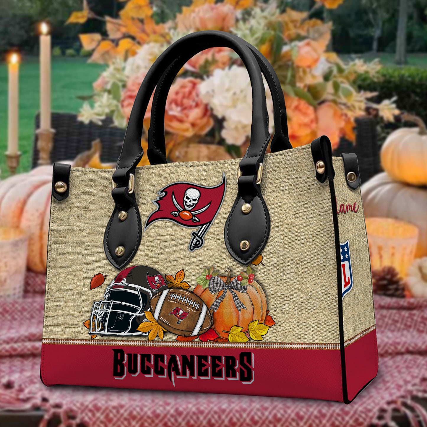 Tampa Bay Buccaneers Personalized Leather Hand Bag AZBTLHB000015