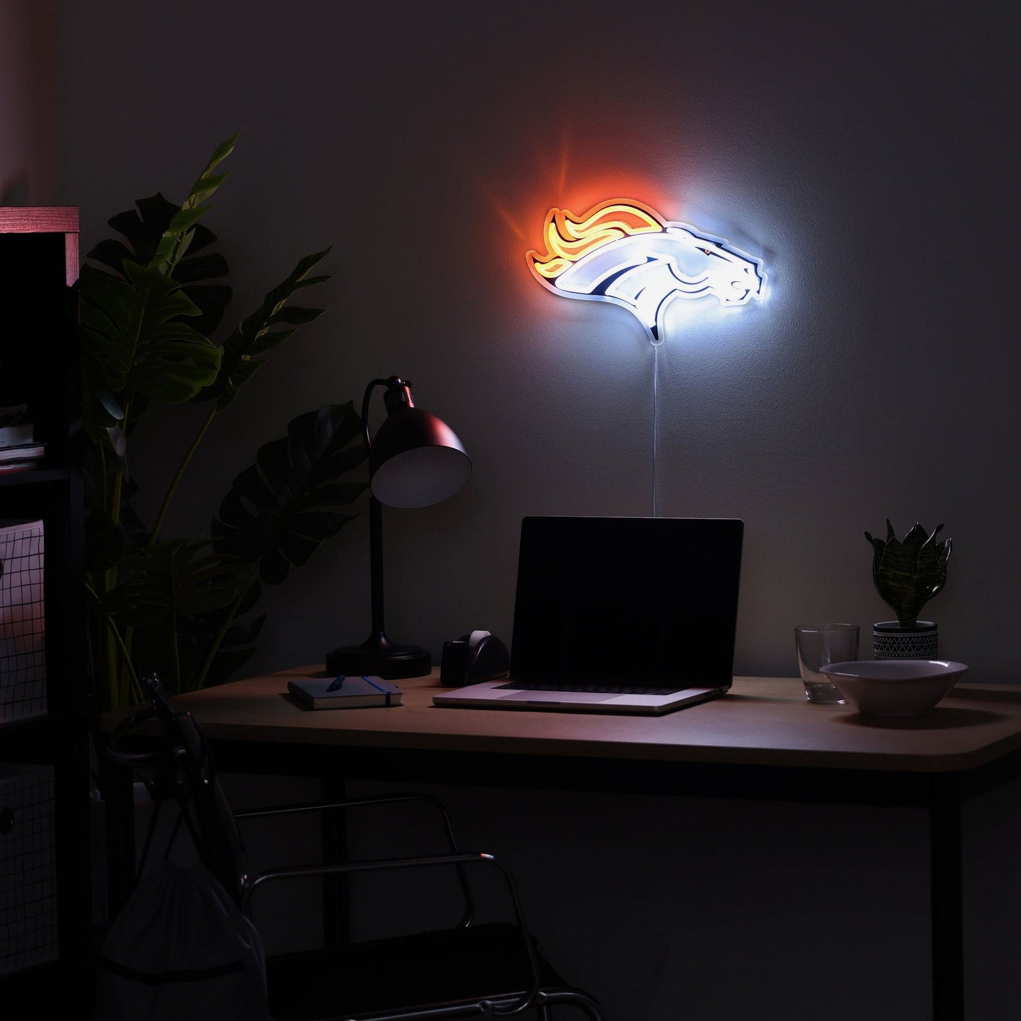 Denver Broncos LED Neon Light Up Team Logo Sign