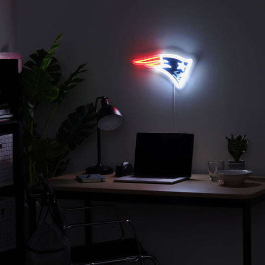 New England Patriots LED Neon Light Up Team Logo Sign