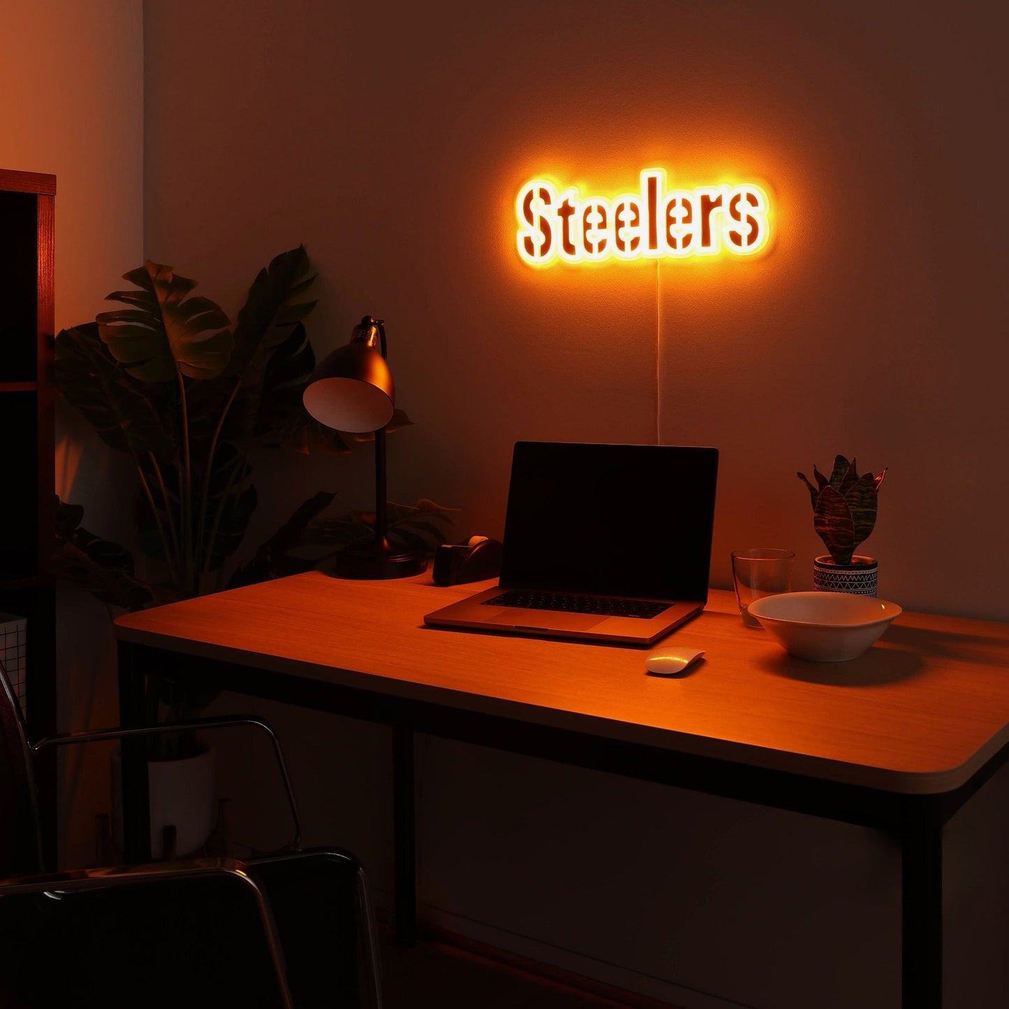 Pittsburgh Steelers LED Neon Light Up Team Logo Sign