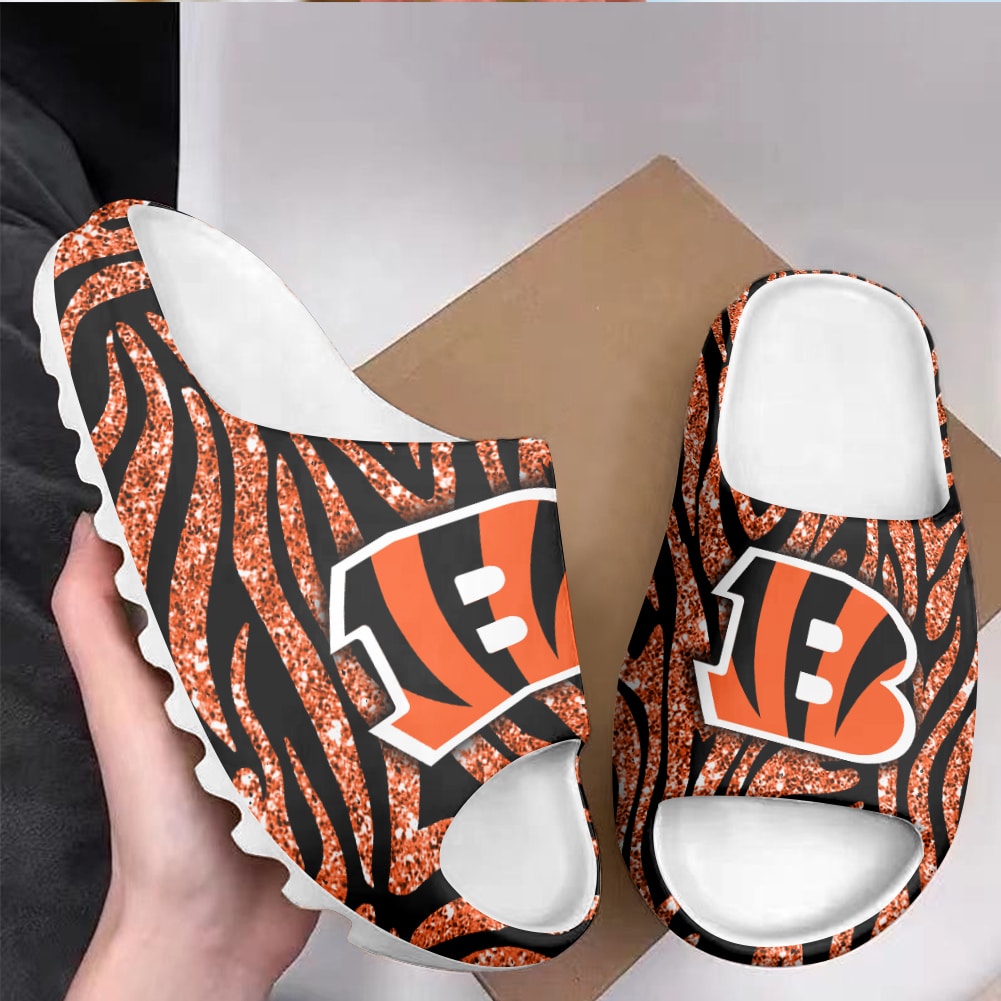 Cincinnati Bengals Yeezy Slippers Shoes SPT001