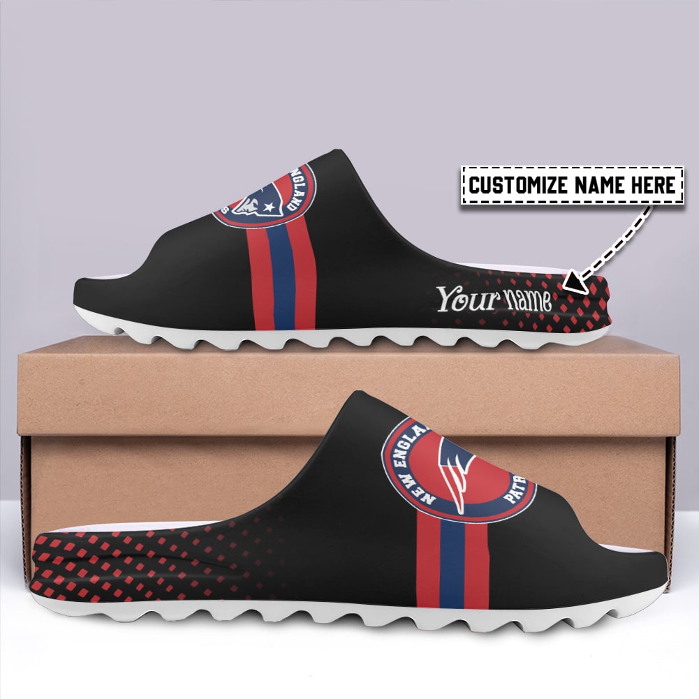 New England Patriots Personalized Yeezy Slippers Shoes SPT010