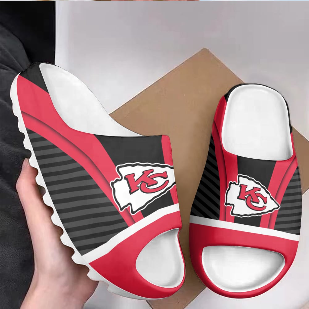 Kansas City Chiefs Yeezy Slippers Shoes SPT051