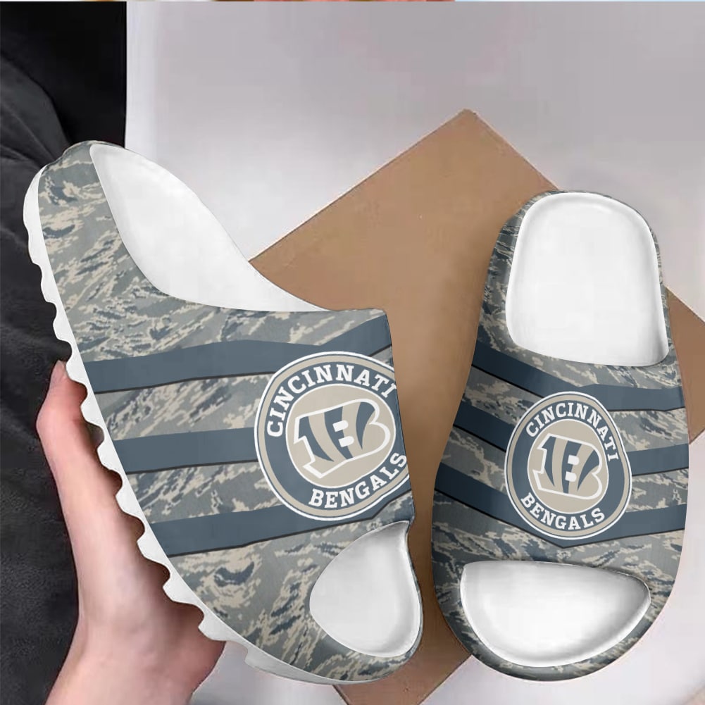Cincinnati Bengals Yeezy Slippers Shoes SPT059