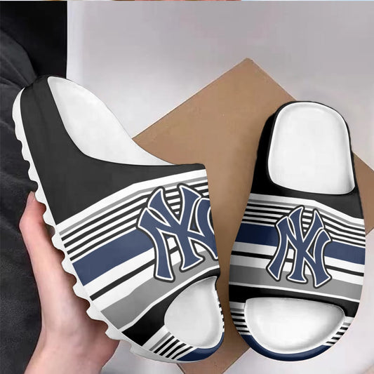 New York Yankees Yeezy Slippers Shoes SPT066
