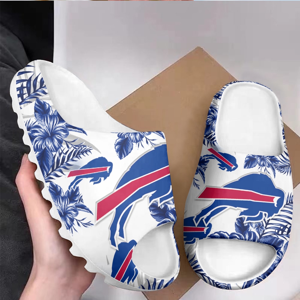 Buffalo Bills Yeezy Slippers Shoes SPT079