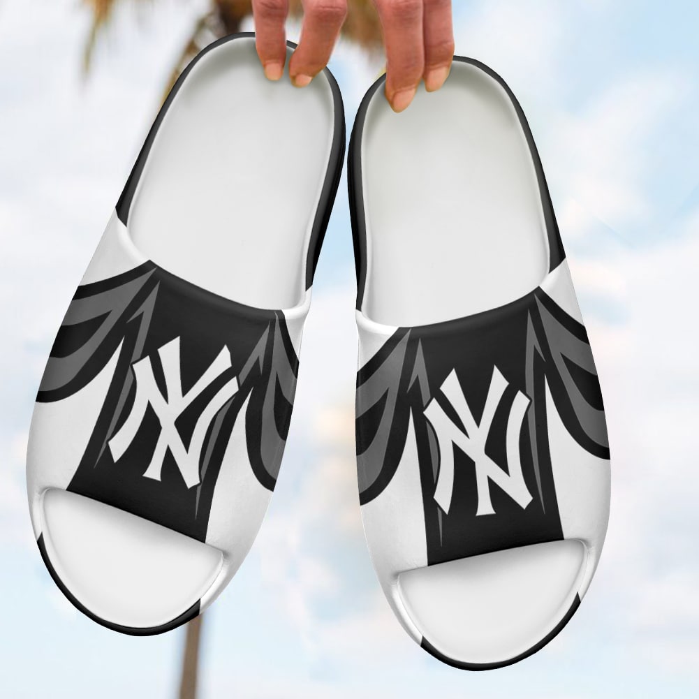 New York Yankees Yeezy Slippers Shoes SPT098