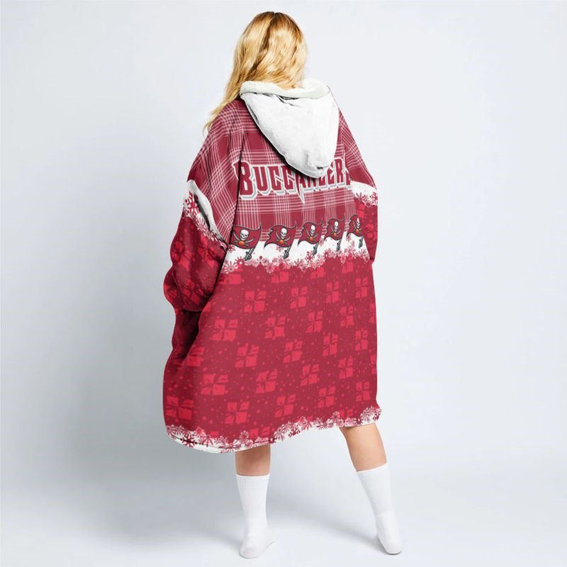 Tampa Bay Buccaneers Snug Hoodie AZBTSNH000025