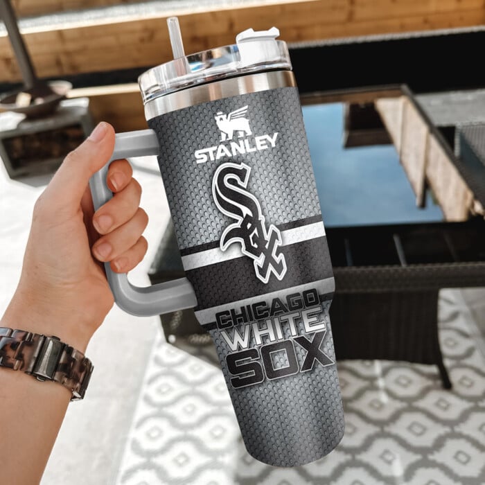 Chicago White Sox New Personalized 40oz Tumbler Limited Edition AZBT40OZ000129