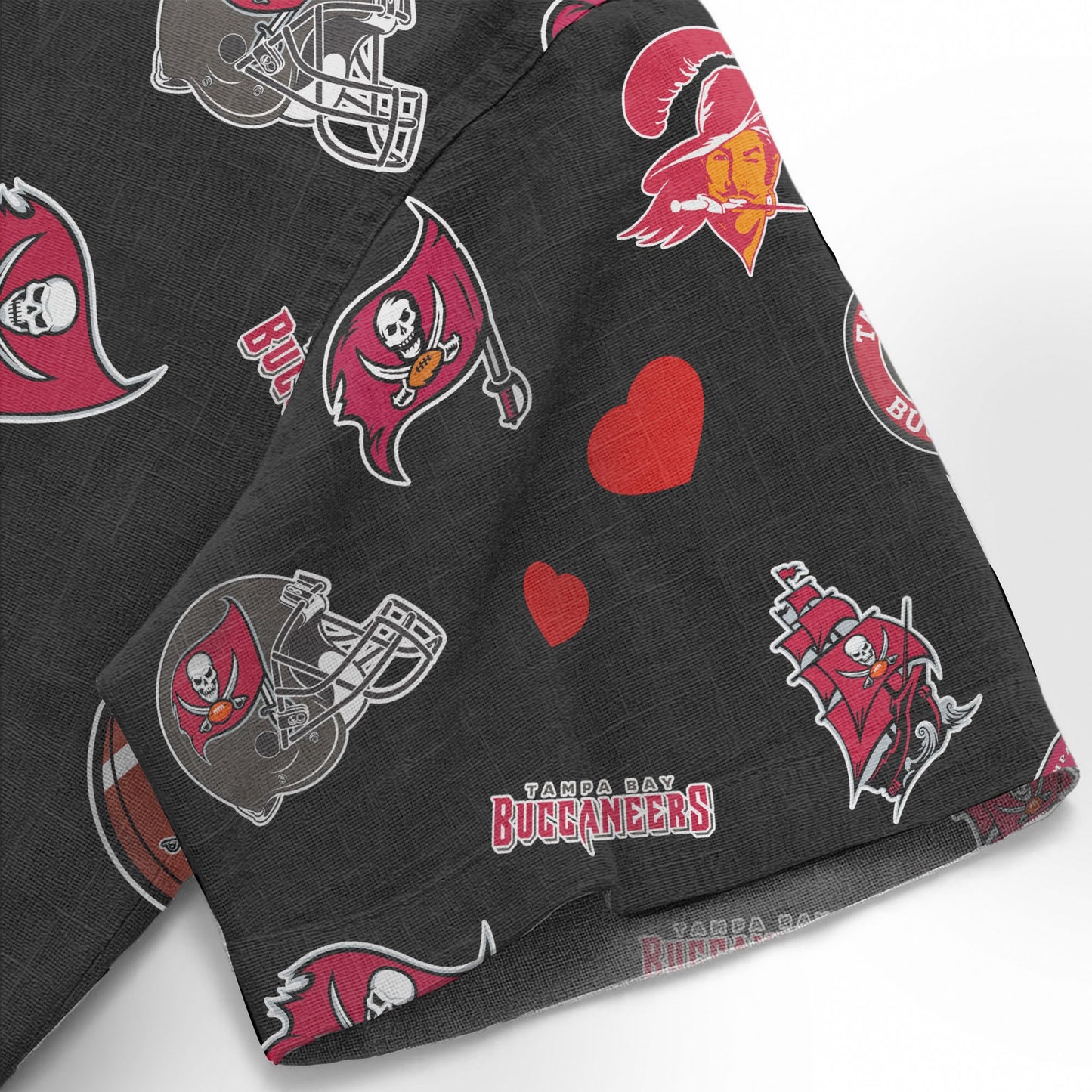 Tampa Bay Buccaneers Personalized Hawaiian Shirt 100% Cotton AZBTCHW000031