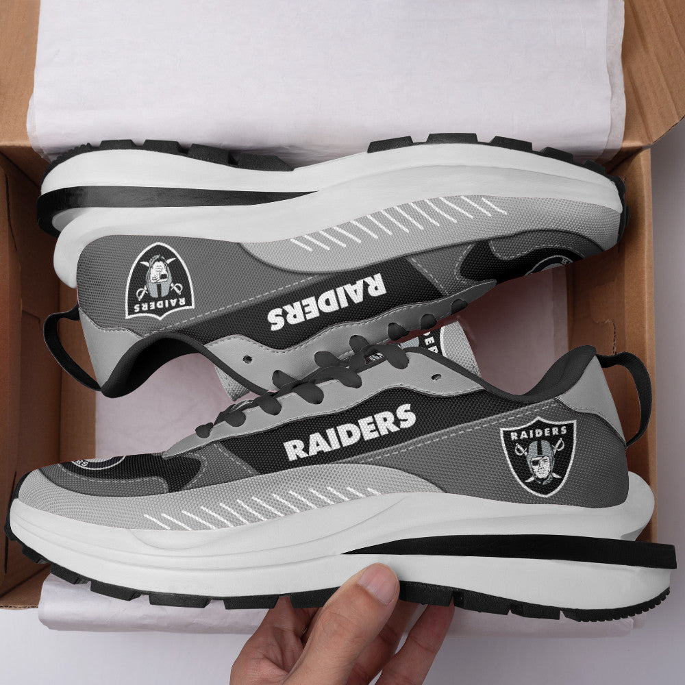 Las Vegas Raiders HF3 Sneakers 33