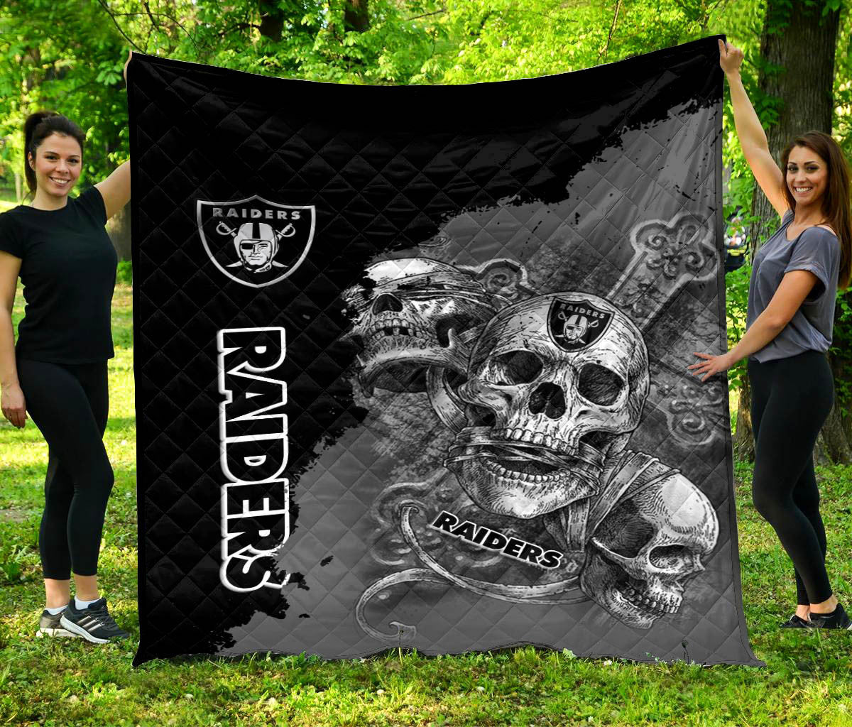 Las Vegas Raiders Premium Quilt BG36