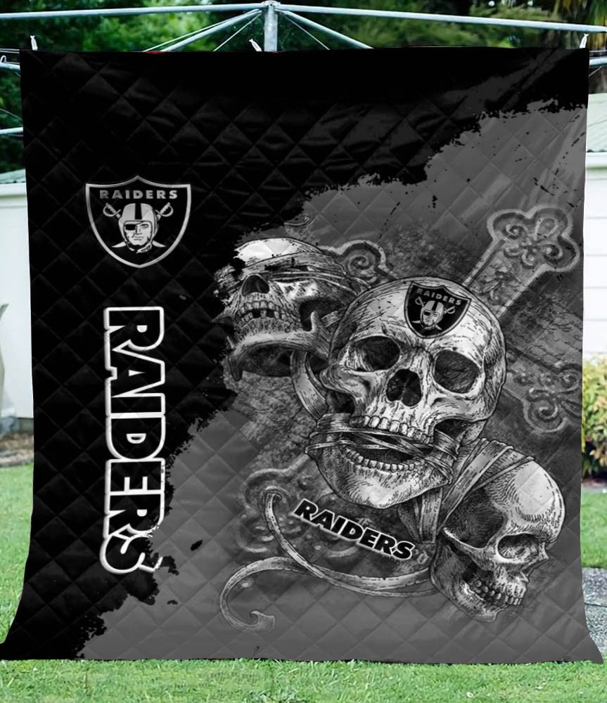 Las Vegas Raiders Premium Quilt BG36