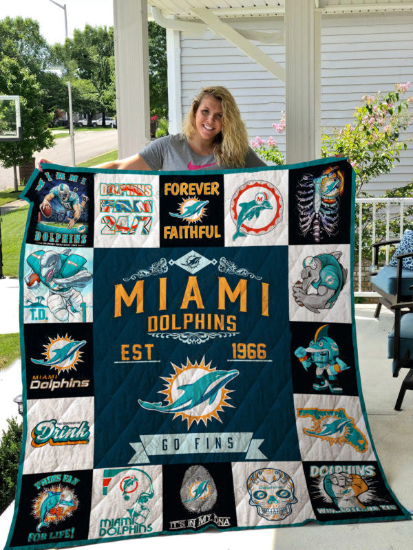 Miami Dolphins Premium Quilt BG105